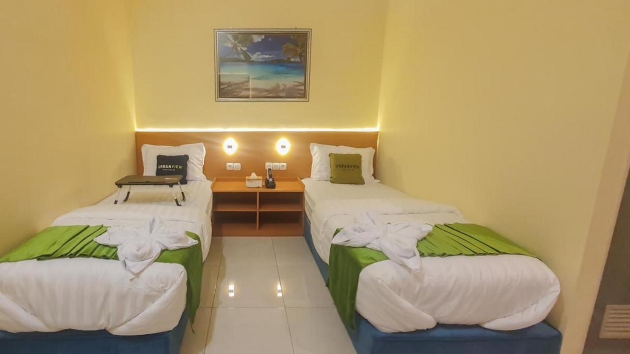 Urbanview Hotel Sakura Kampung Inggris Pare By Reddoorz Ngoại thất bức ảnh